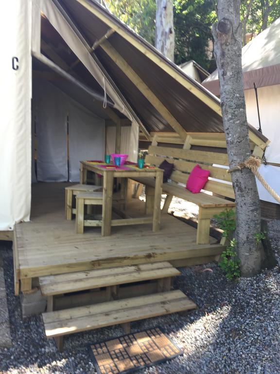 Camping Les Orangers San-Martino-di-Lota Habitación foto